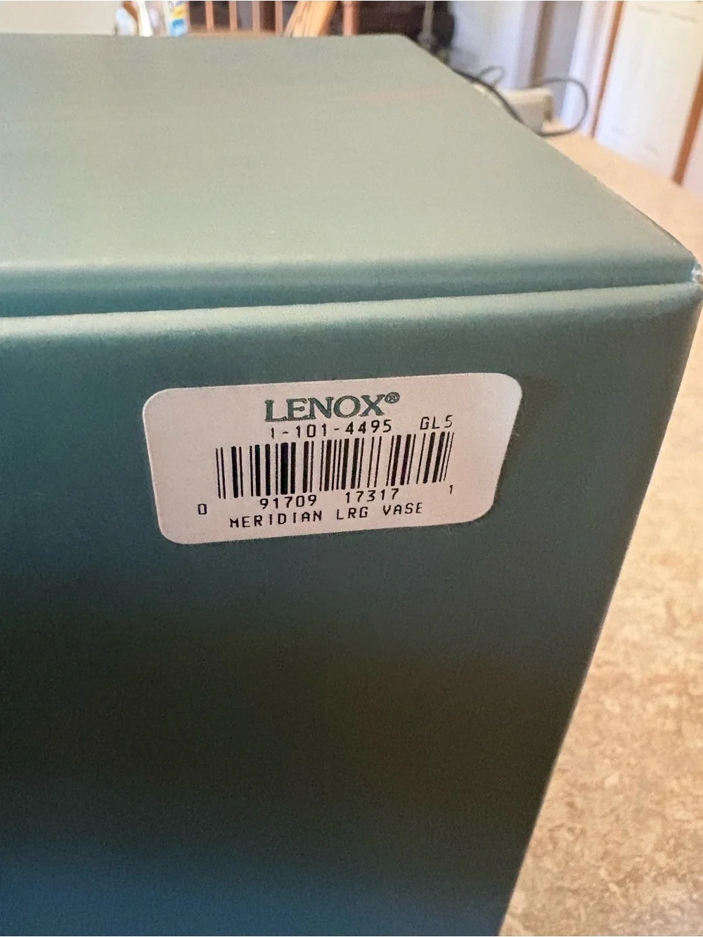 Lenox Ivory Scalloped Fluted Ceramic Vase